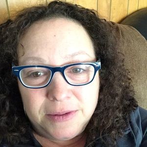 Meet your Posher, Sondra